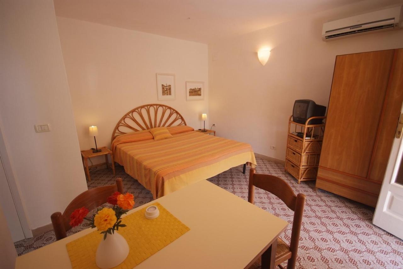 Residence Villa Morcone Capoliveri  Εξωτερικό φωτογραφία